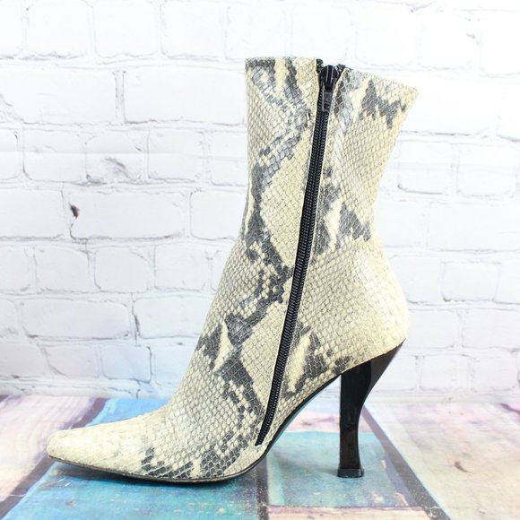 Charles David Shoes - Charles David White Gray Faux Snakeskin Side Zip Shelly Boots Size US 7